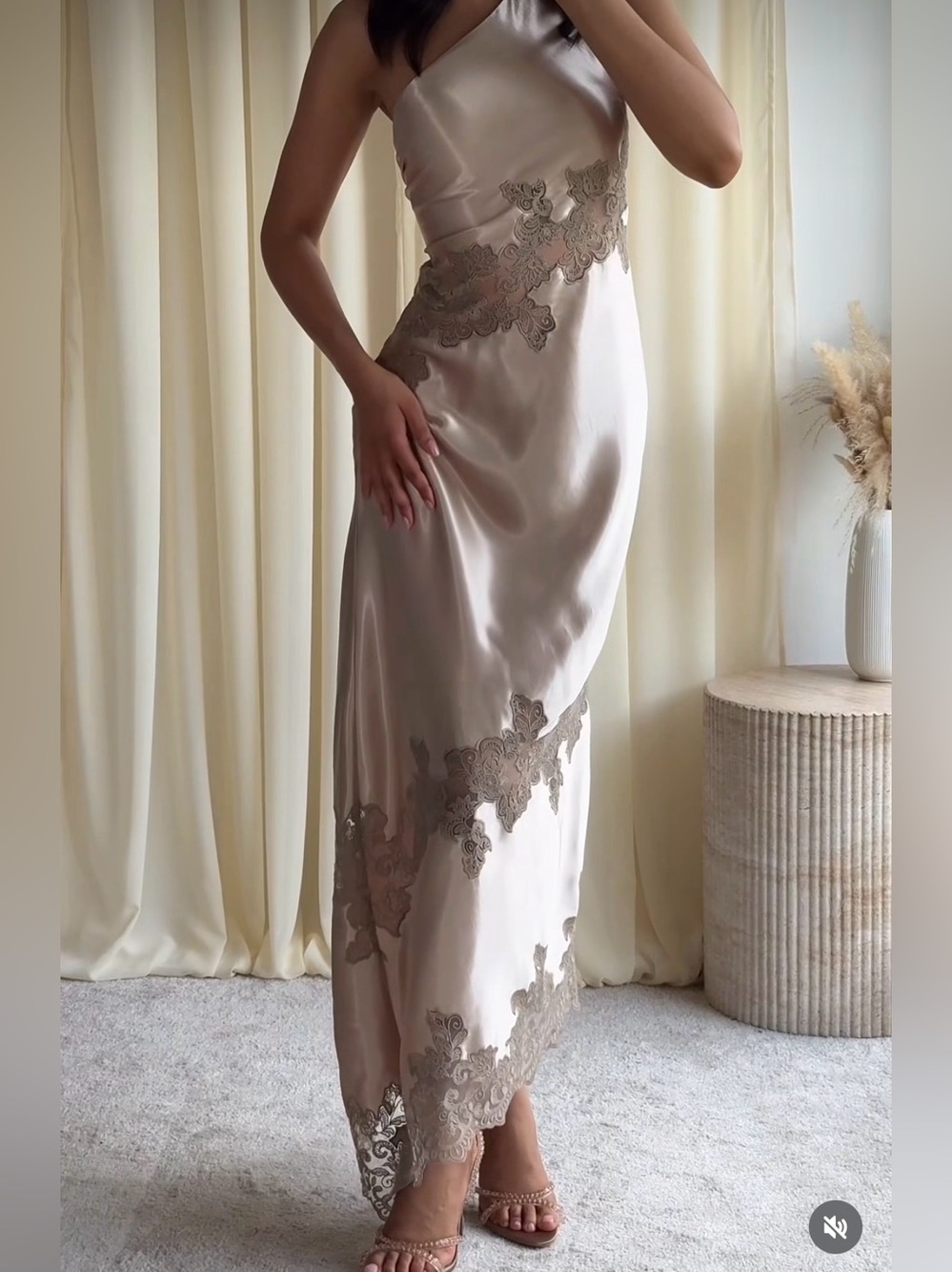 NWT ZARA ASYMMETRIC LINGERIE STYLE DRESS SIZE XS - Picture 4 of 16